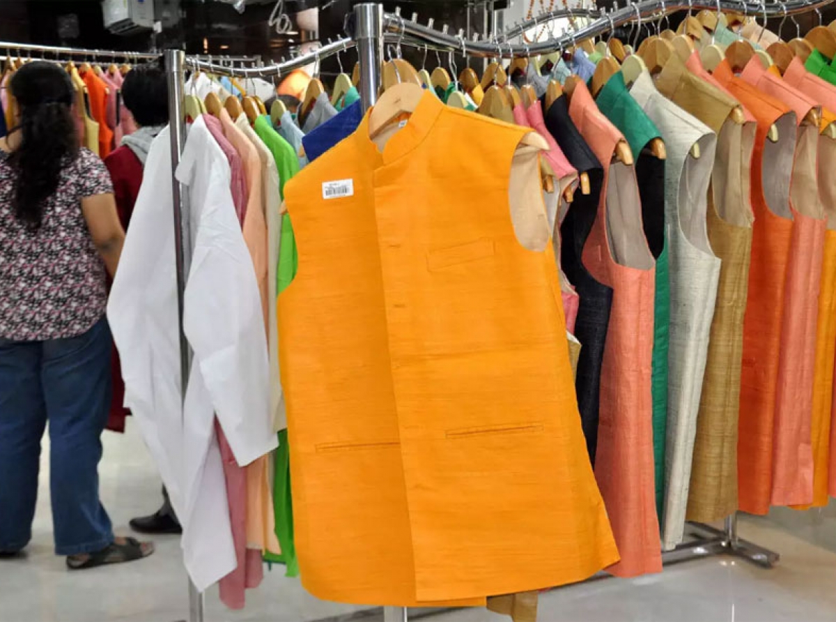 COVID-19 leads to 16% decline in Khadi sales in 2020-21