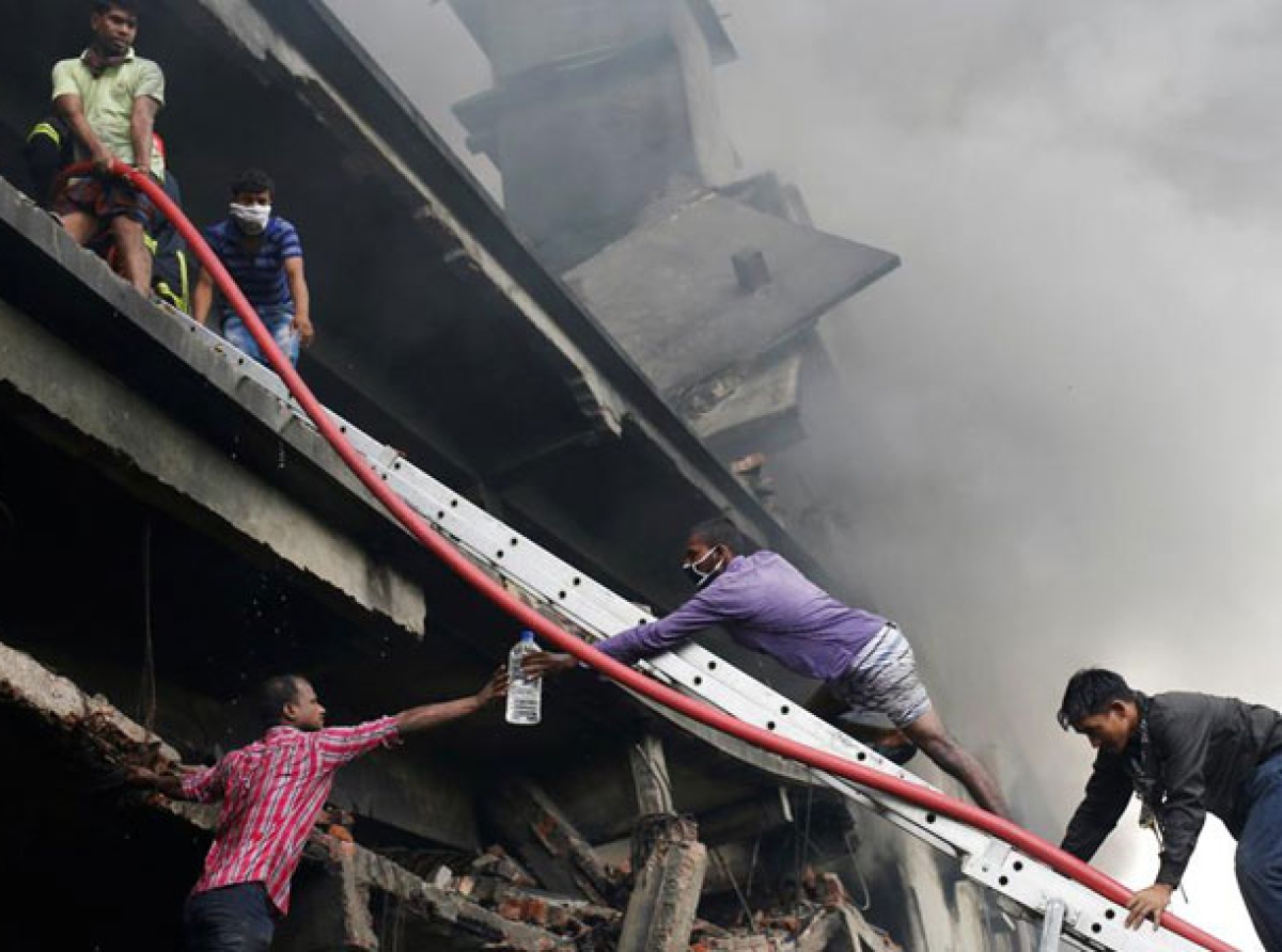 One person was killed in a fire in an Indian garment business