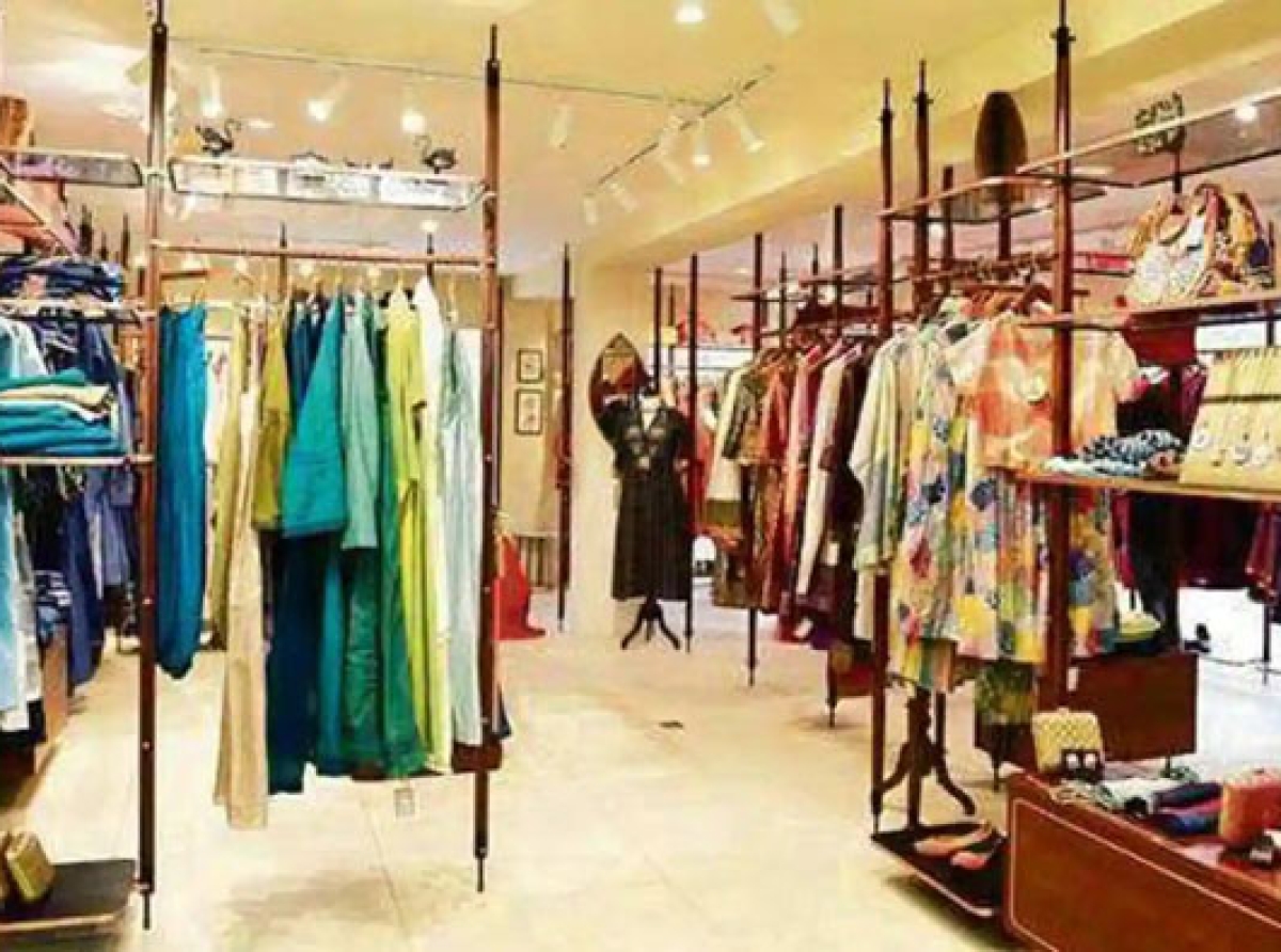 Readymade garment makers to see 25-30% fall in revenue in FY21: Crisil, ET  Retail