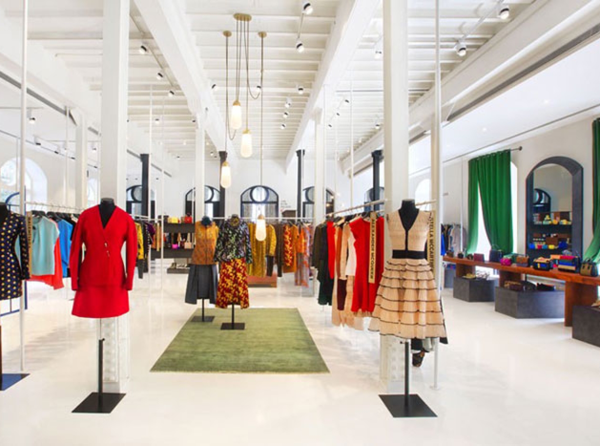 Alex Perry debuts in India at Mumbai’s Le Mill boutique