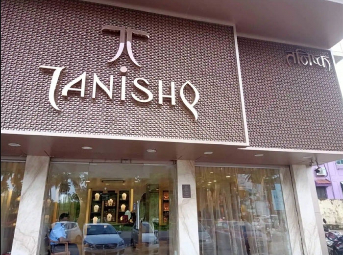  Tanishq: Opens store @ Velachery, TN