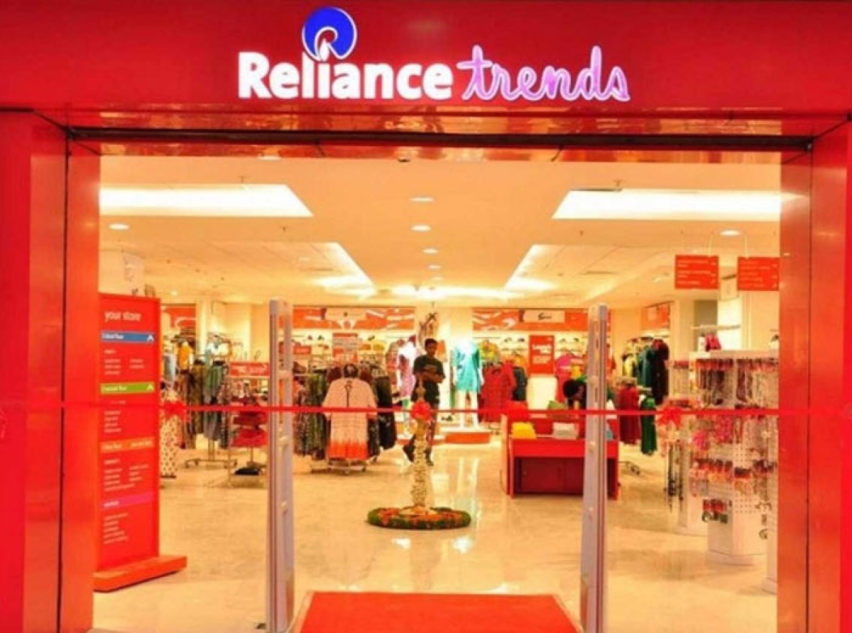 Reliance Trends at Adyar