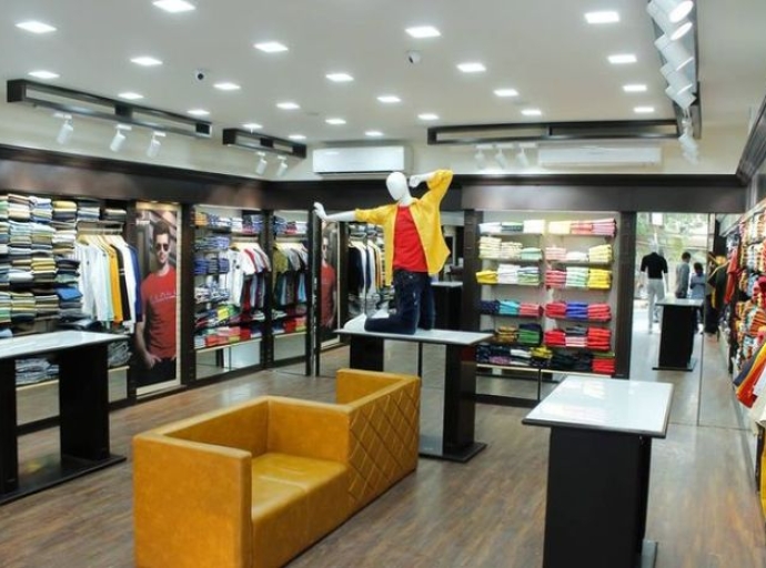 Budgam gets Reliance Trends store