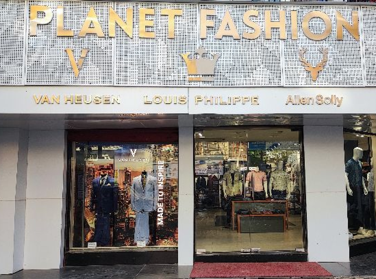 Retail India - Planet Fashion Unveils New Retail Identity to