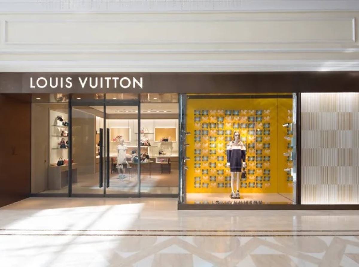 The Biggest Louis Vuitton Store
