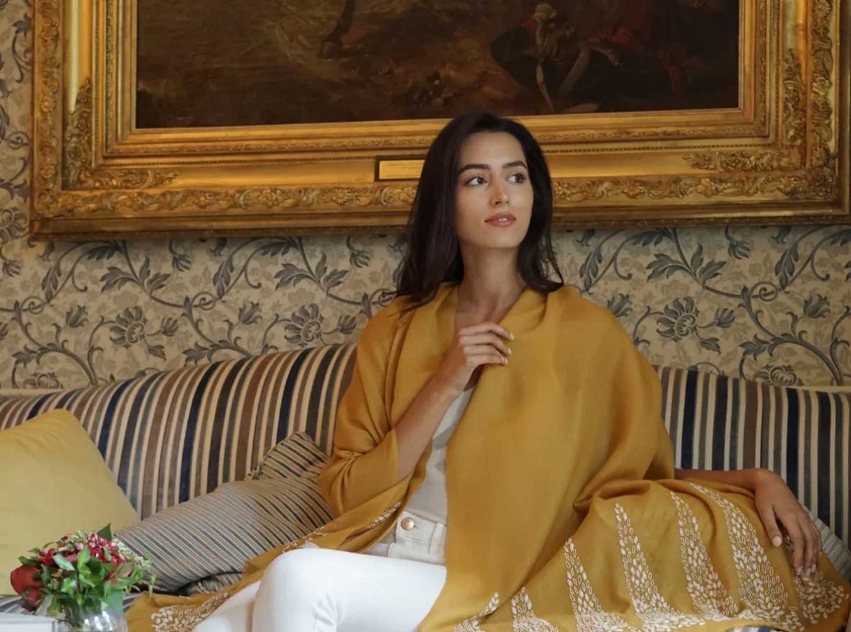 Janavi India launches new cashmere scarves collection