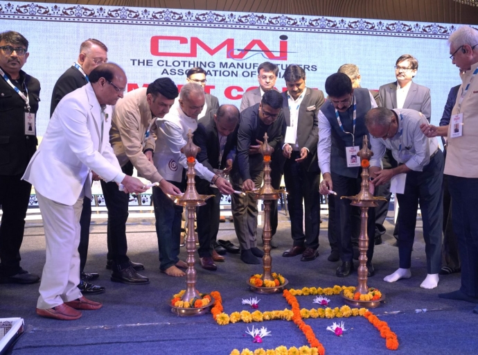 CMAI organizes landmark Conclave and Fashionova show in Surat