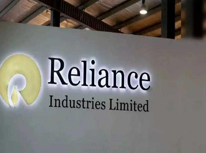 RIL reports 14.3 % Y-o-Y growth in net profit in Q2, FY26